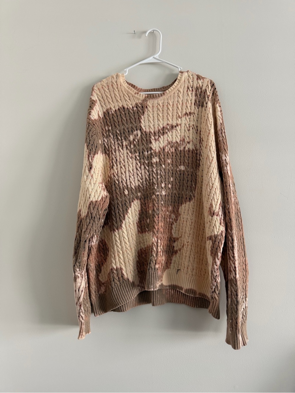 HANDCRAFTED bleached design (incl. star!!) Cable Knit Sweater - Beiges + browns